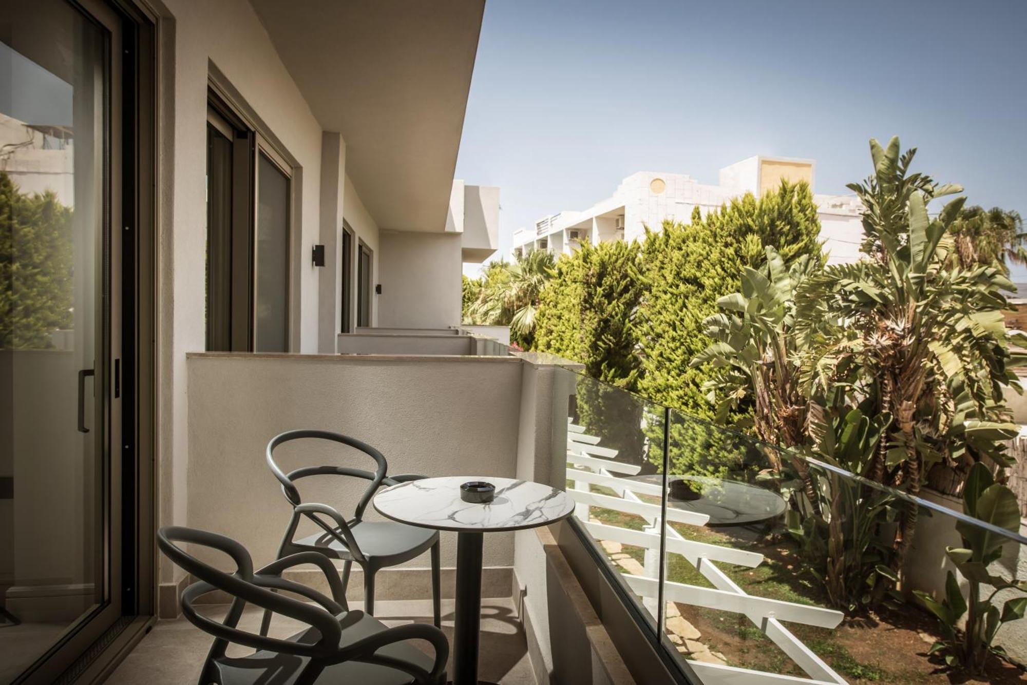Drossia Palms Hotel&Nisos Beach Suites Mália Exterior foto