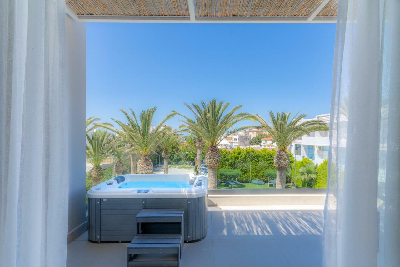 Drossia Palms Hotel&Nisos Beach Suites Mália Quarto foto