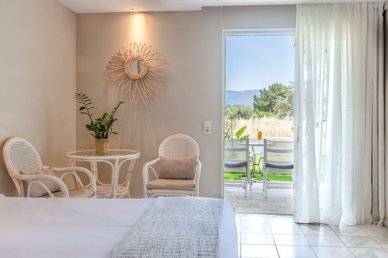Drossia Palms Hotel&Nisos Beach Suites Mália Quarto foto
